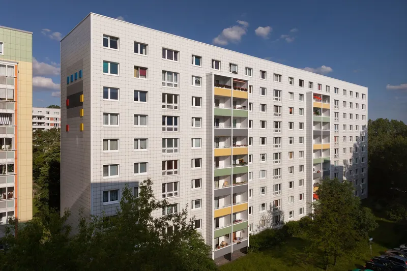 Schicke 2-Zimmer-Wohnung in Lichtenberg sucht neue Mieter! — photo 1